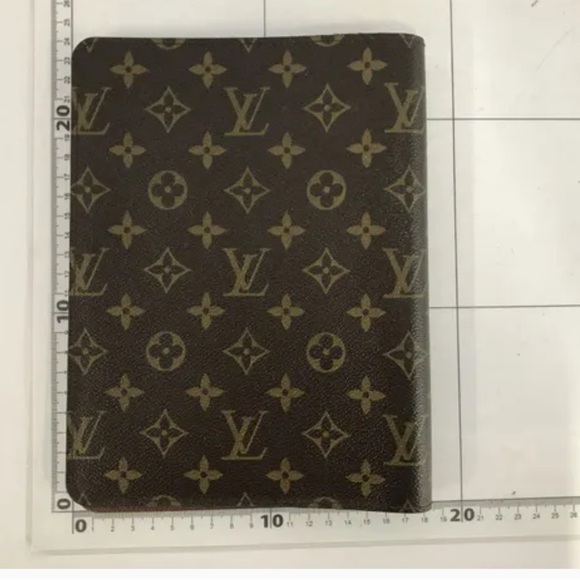 LOUIS VUITTON Monogram Book Cover Other Accessories - Picture 2 of 10